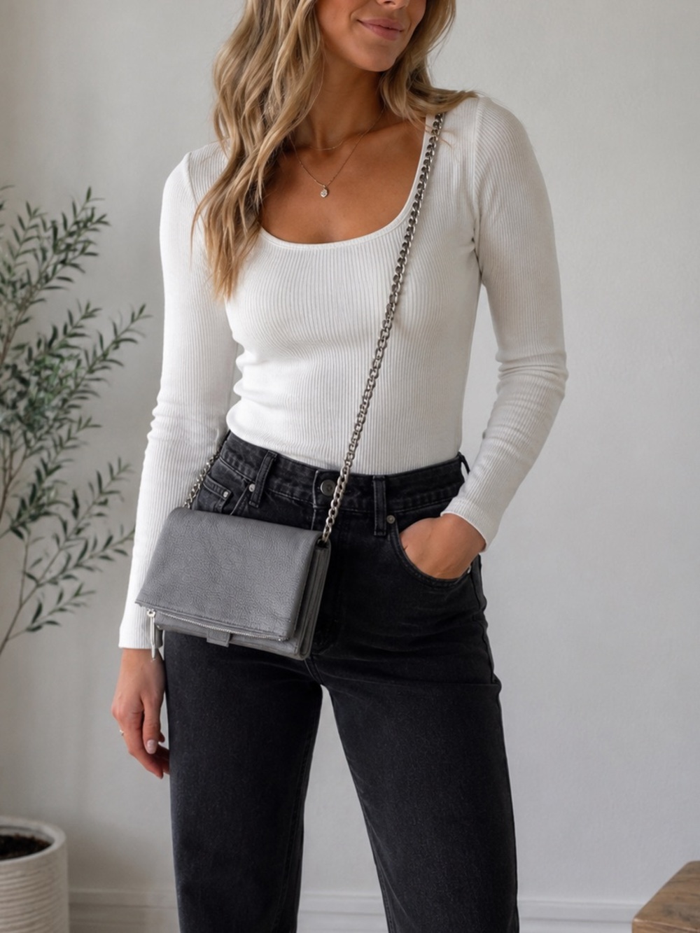 Gray Leather Chain Shoulder Bag